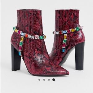 Beautiful embellished boots! Only worn once inside